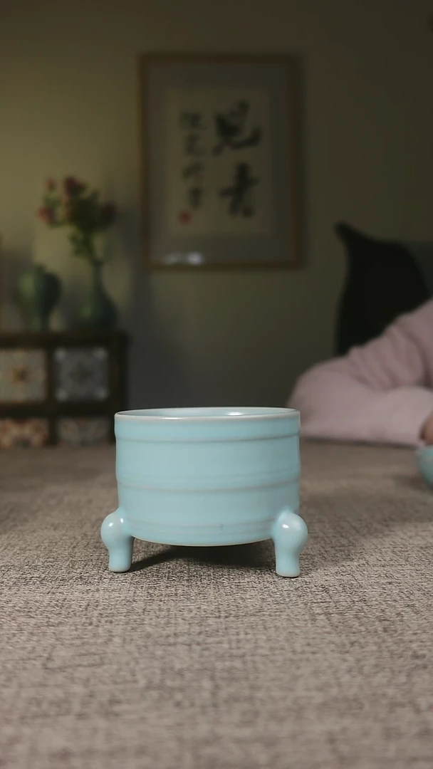 【闪购商品】杯子仿古天青三足杯