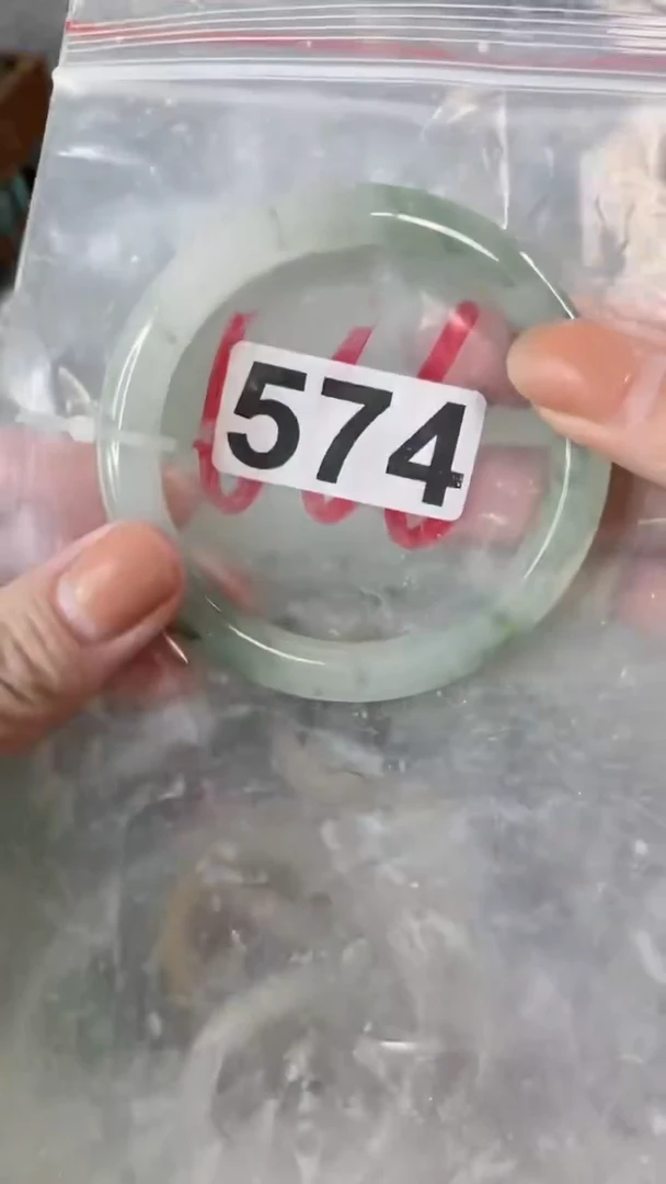 【闪购商品】石英质玉手镯未镶嵌5859+574