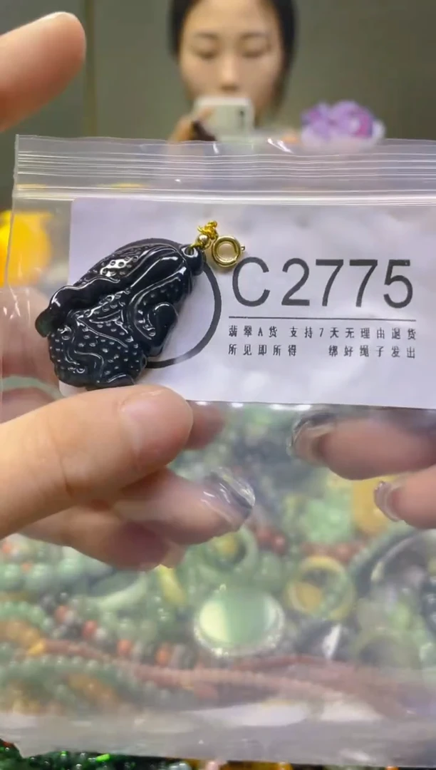 翡翠未镶嵌颈饰/C/翡翠A货，一件也是批发价