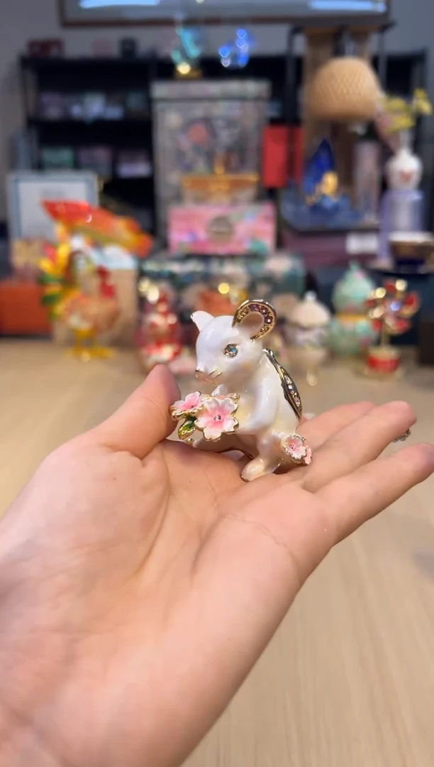 180七宝樱花鼠