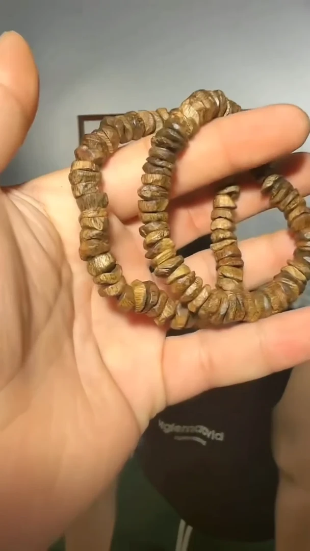 沉香手串32号树丁片珠多样性发一