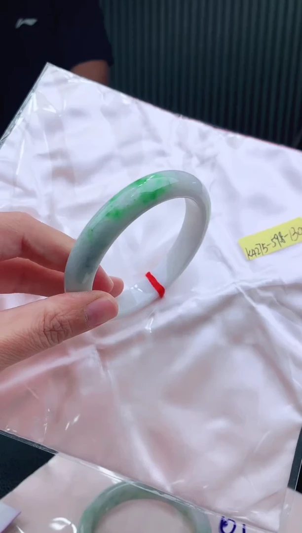 未镶嵌手镯翡翠59+