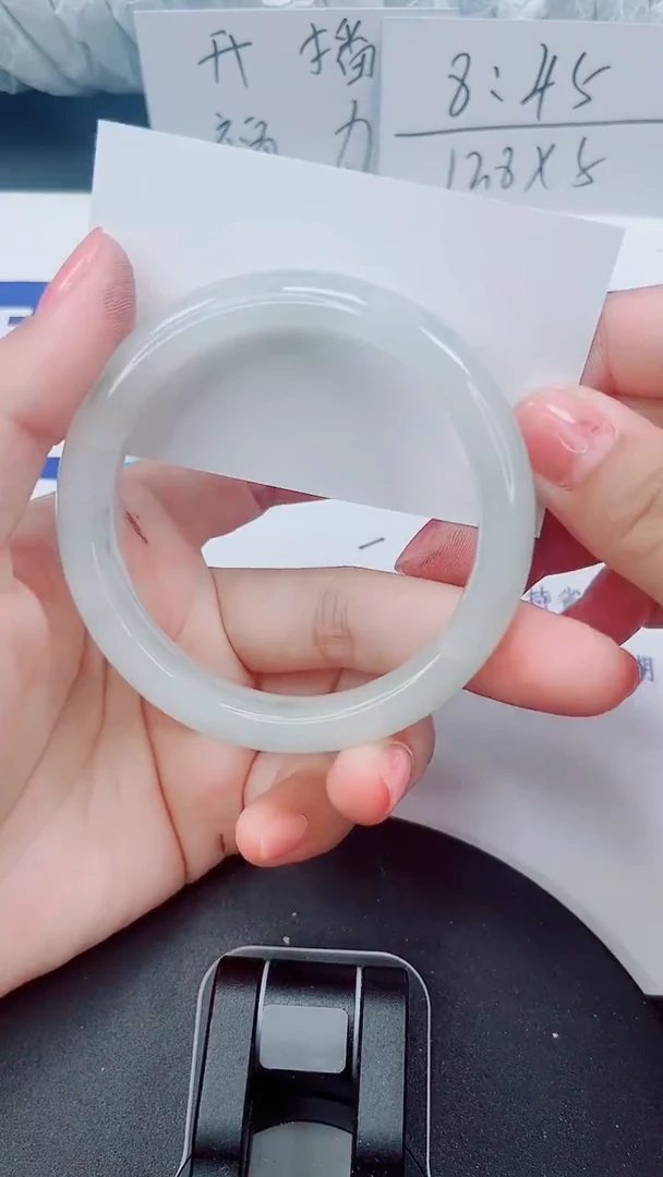 未镶嵌手镯石英质玉58-55/56