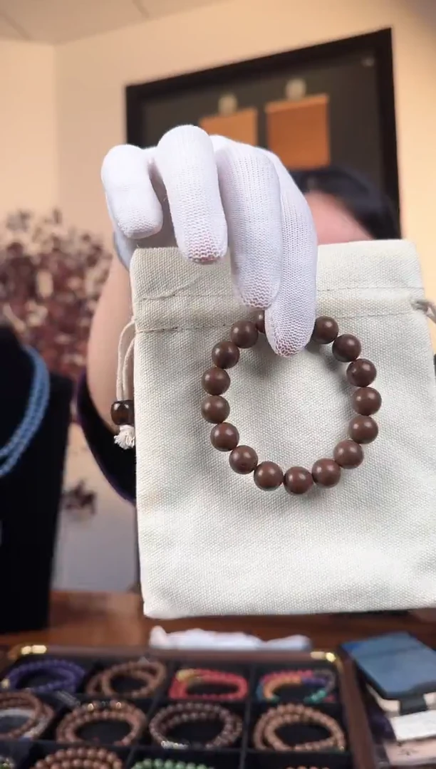 泥塑清远香12mm微瑕手串