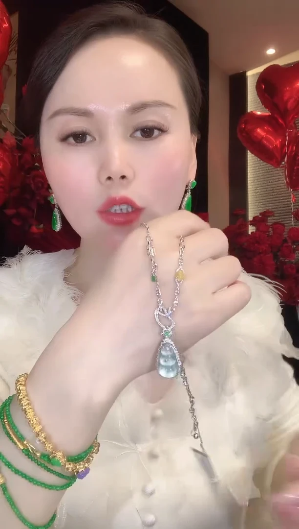 套链18K金镶嵌翡翠C137