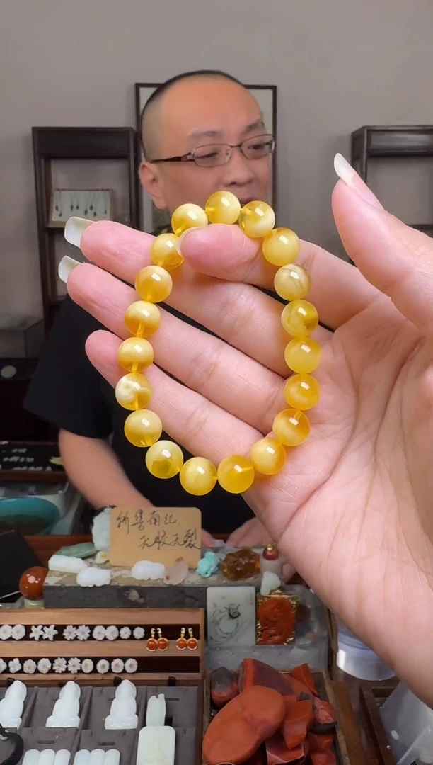 未镶嵌蜜蜡手串01351-多样性发其一 10mm 11g 瑕疵