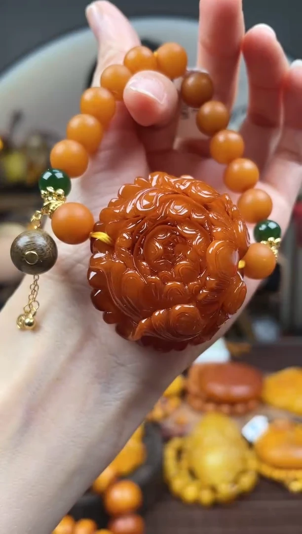 【闪购商品】琥珀裸石未镶嵌首饰 假1赔4 （多样性发货1件