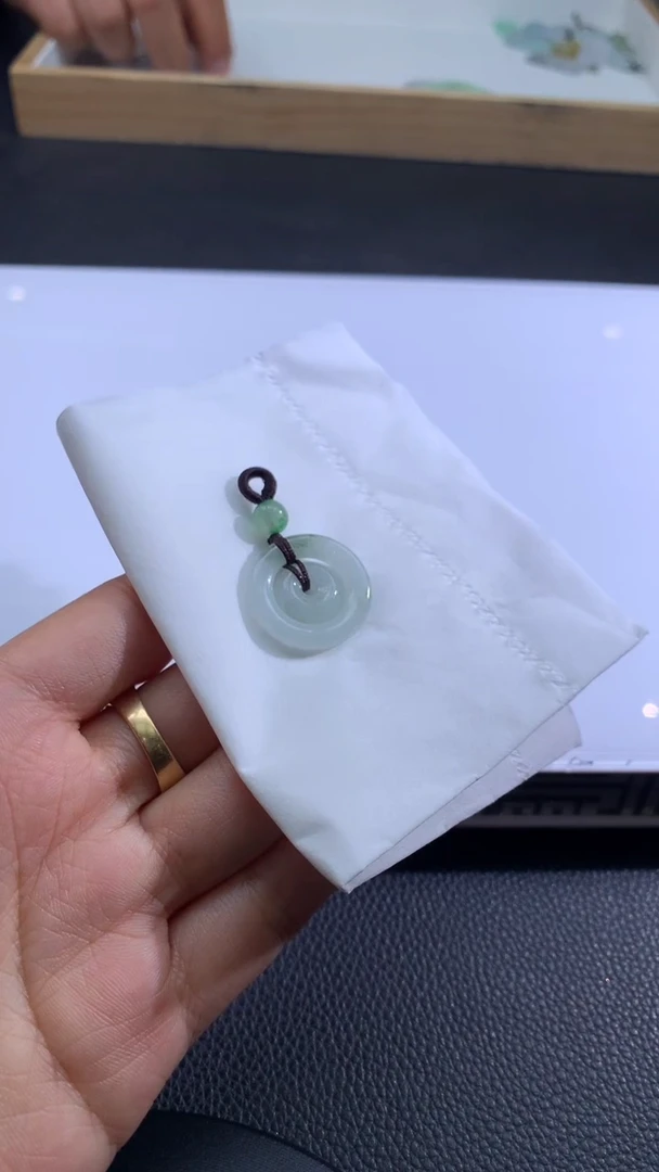 【闪购商品】定制翡翠未镶嵌翡翠