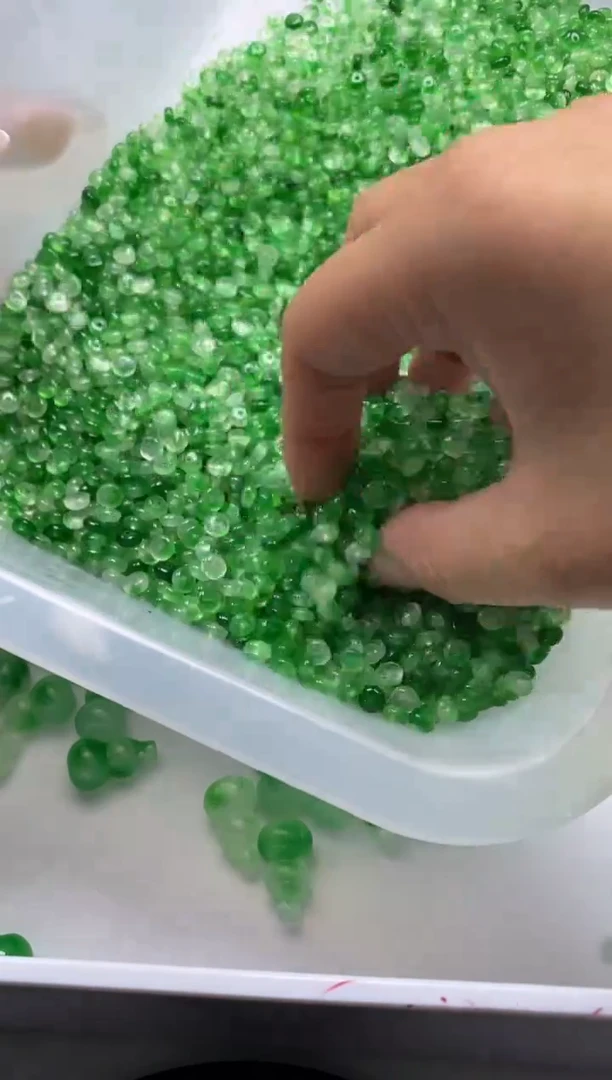 玛瑙/玉髓颈饰未镶嵌W2773冰飘绿花算盘6*3MM*50颗