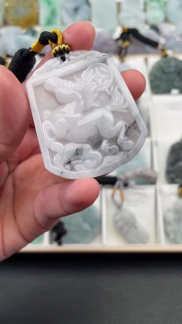 颈饰未镶嵌翡翠天然缅甸翡翠A货262