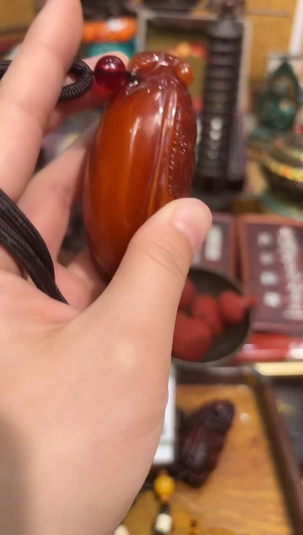 未镶嵌蜜蜡裸石色***孑154646业业业业业业业业