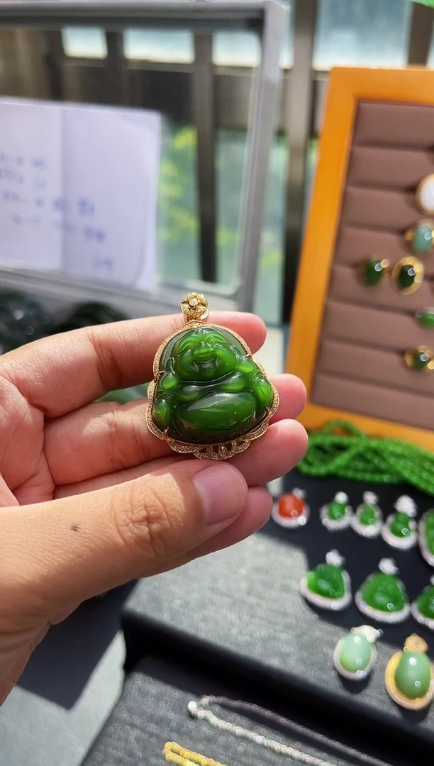 【闪购商品】和田玉吊坠18K金镶嵌碧玉佛公吊坠