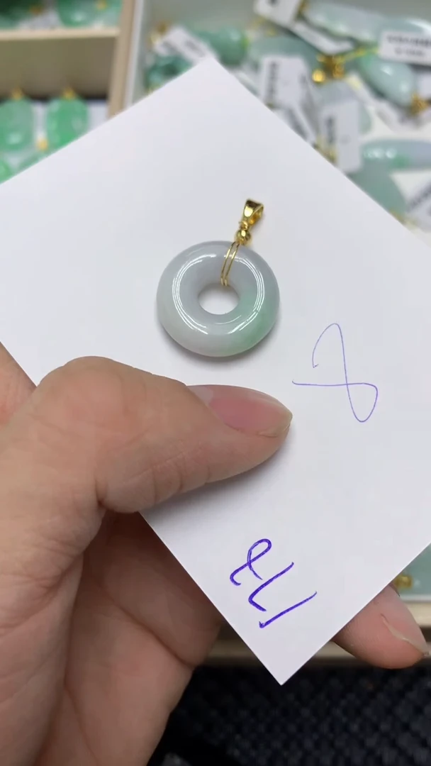 颈饰未镶嵌翡翠缅甸A货翡翠