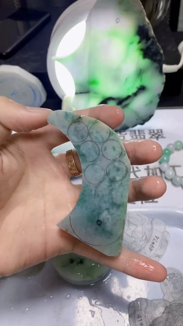 翡翠裸石爱**秋缅甸天然A货翡翠Q1427