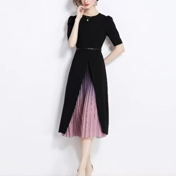 裙子新款今年流行爆款梨型身材显瘦拼接连衣裙女夏高级感3809#