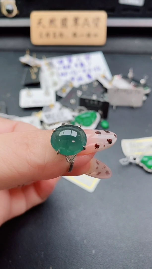 银S925镶嵌戒指翡翠1