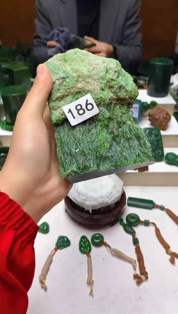 未镶嵌和田玉珠宝半成品1