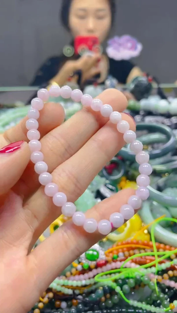 颈饰未镶嵌翡翠5MM/Z/翡翠A货，一件也是批发价