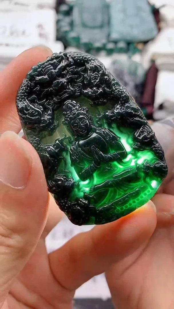 翡翠未镶嵌颈饰88888888888