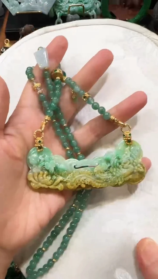 颈饰未镶嵌翡翠国风