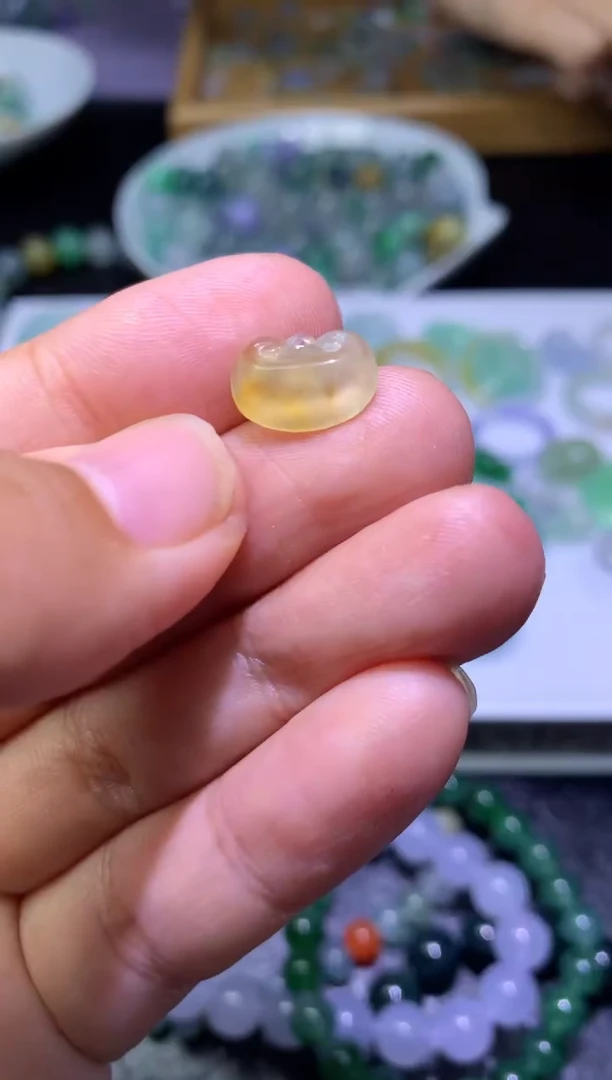 未镶嵌定制翡翠毛货