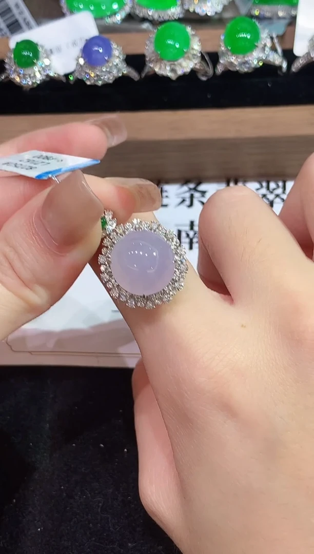 吊坠(不含链)18K金镶嵌翡翠L2162多样性发其一