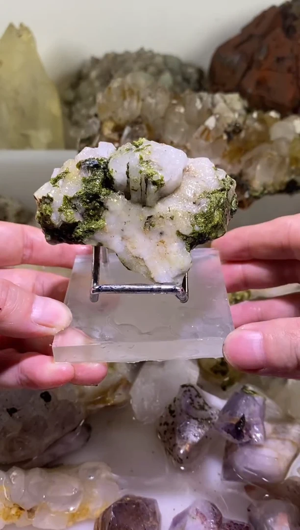 未镶嵌珠宝半成品水晶47号110g四川美姑超七花园水晶