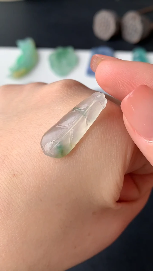 【闪购商品】定制翡翠未镶嵌1001473718