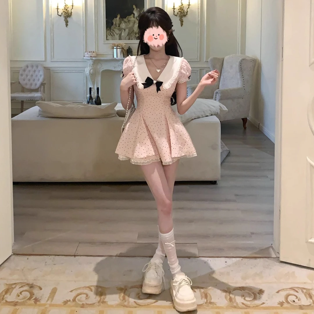 法式粉色波点蝴蝶结泡泡袖拼接连衣裙女春夏纯欲甜美显瘦气质短裙