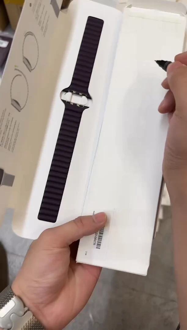 99新100号 皮革链式 大表盘通用 绛樱桃