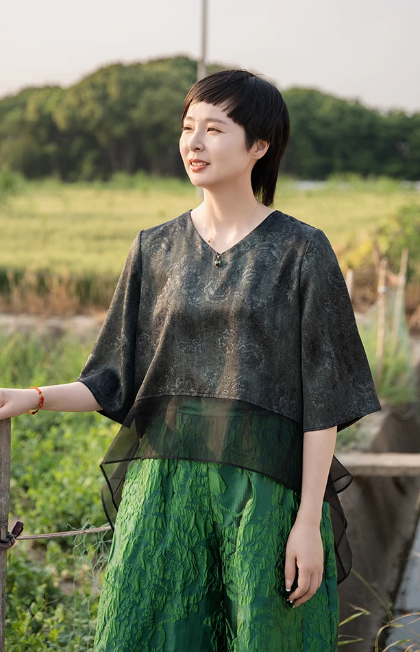 小董服饰2025-32新款时尚百搭潮流拼接款衬衫