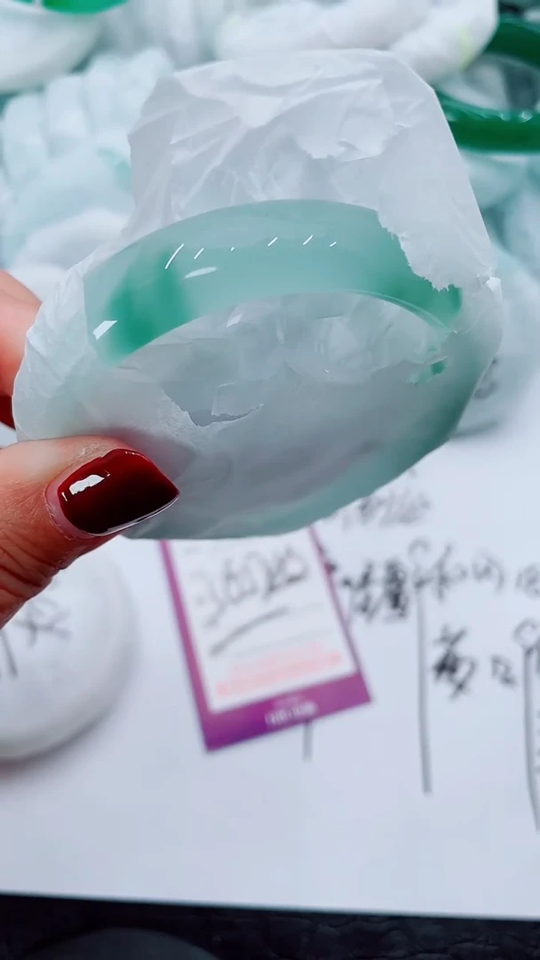 【闪购商品】石英质玉手镯未镶嵌P52-56/57/58