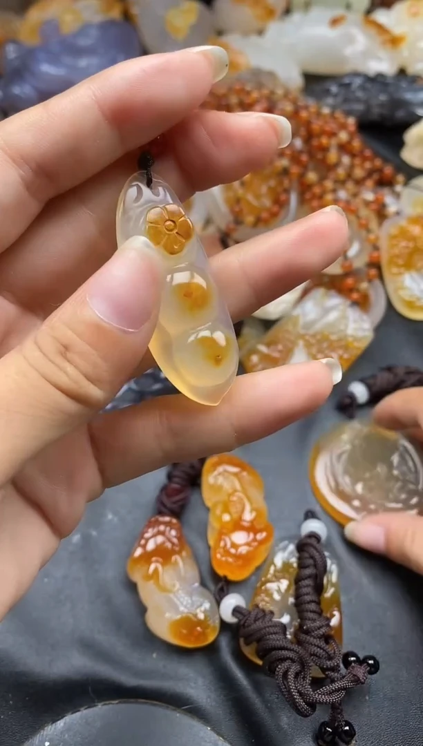 未镶嵌1玛瑙/玉髓漫**生ll