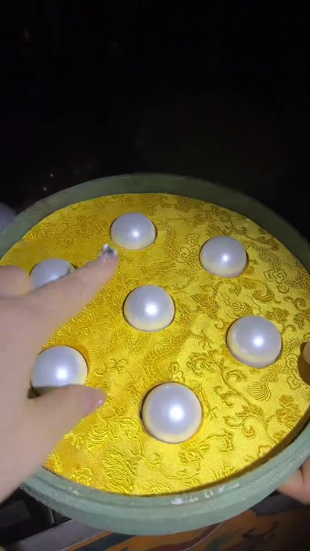 把件贝壳1颗 .白.3公分.不带盒