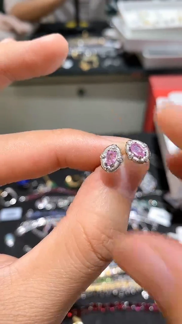 【闪购商品】蓝宝石耳饰银S925镶嵌耳钉