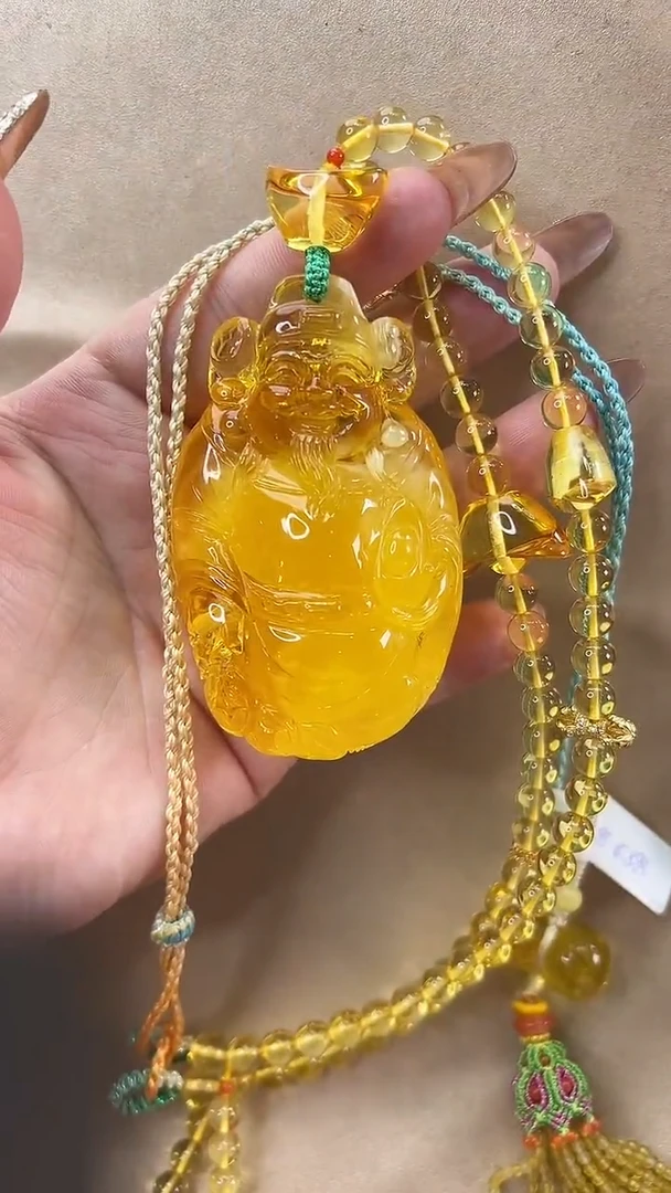琥珀颈饰未镶嵌吊坠