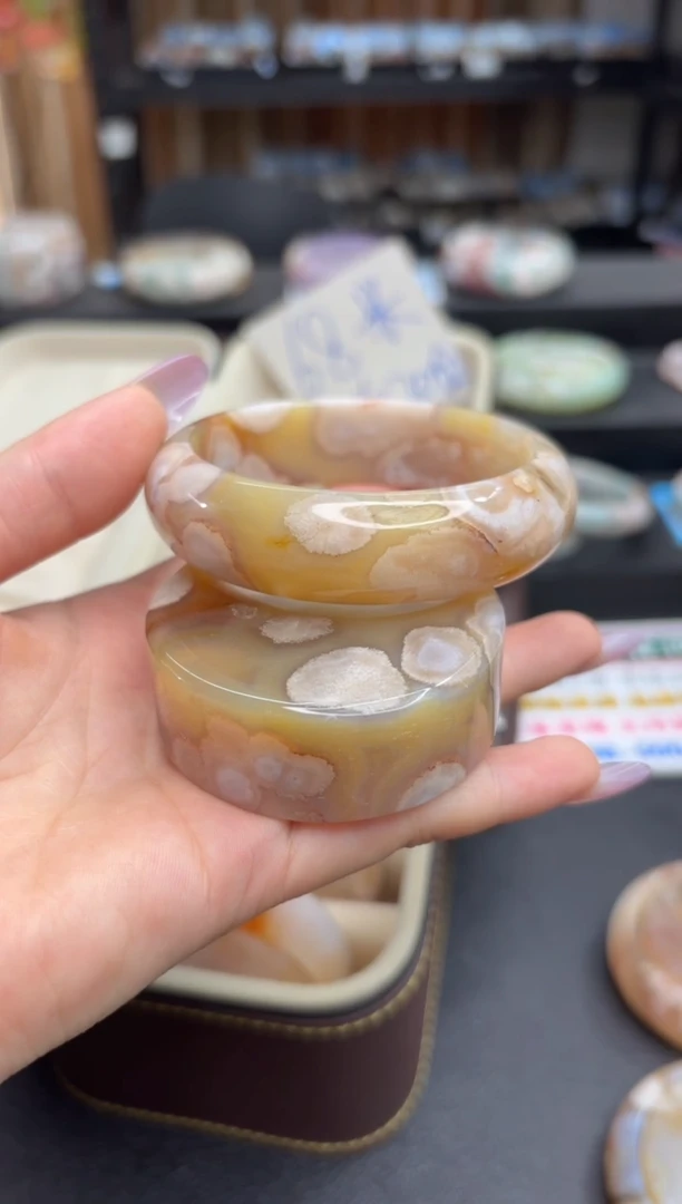 未镶嵌手镯石英质玉A438(57圈赠送镯心)