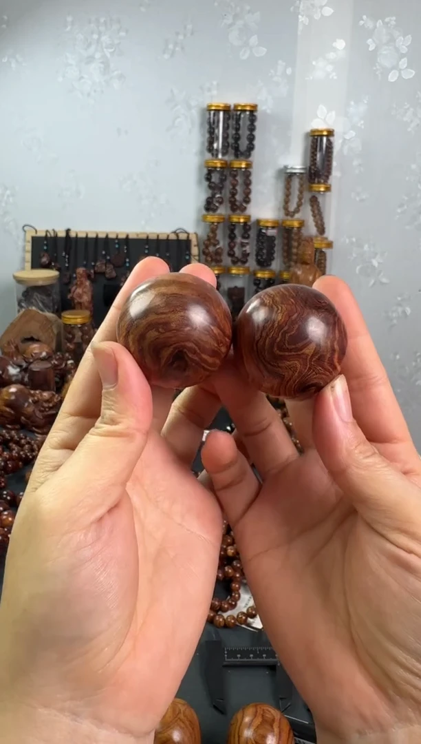 把件黄花梨/降香黄檀正宗4.0规格海黄手球