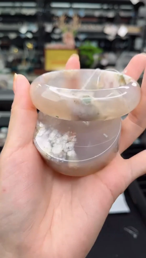 【闪购商品】石英质玉手镯未镶嵌60圈口（不退不换）1571719