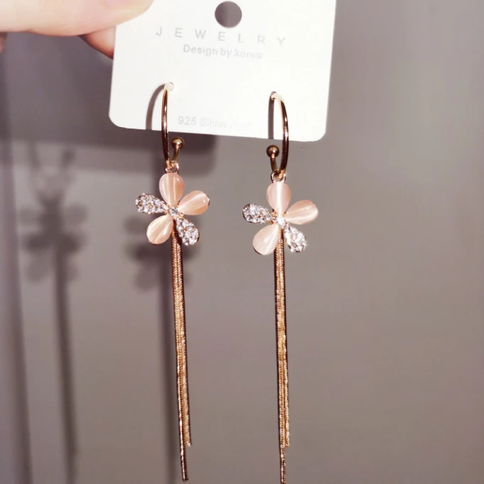 铜合金耳饰 气质白色轻奢时尚百搭复古简约宿舍 LY0508