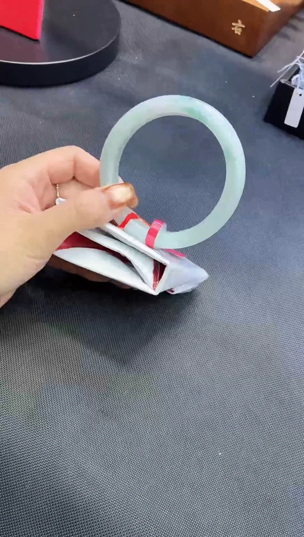 未镶嵌手镯翡翠天然缅甸A货翡翠手镯