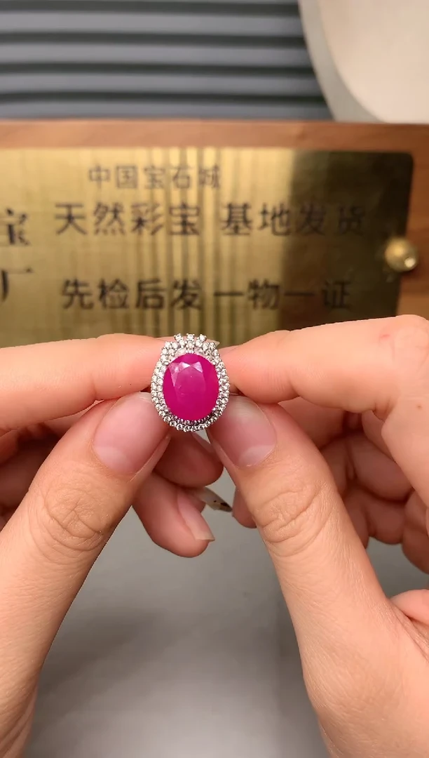 【闪购商品】红宝石戒指银S925镶嵌........