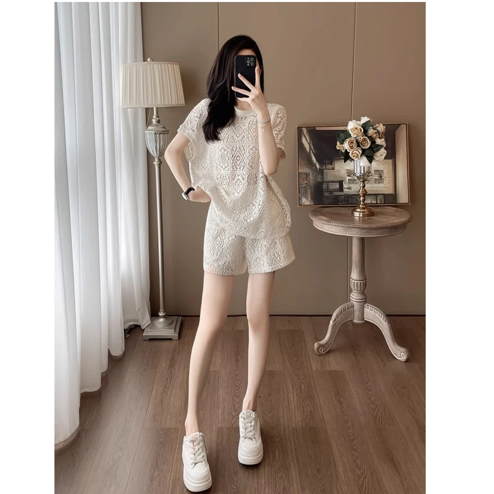 欧货休闲运动套装女夏季2025新款今年流行镂空蕾丝上衣短裤两件套