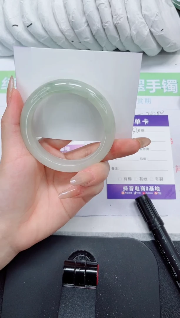 石英质玉手镯未镶嵌252-56