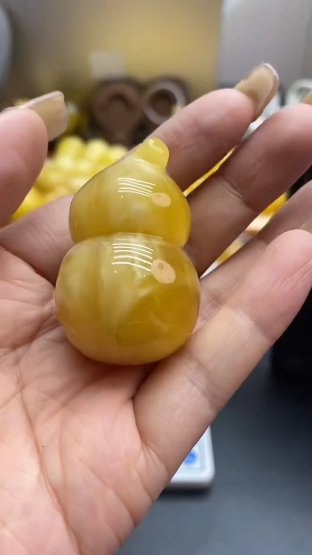 琥珀未镶嵌珠宝奇石113