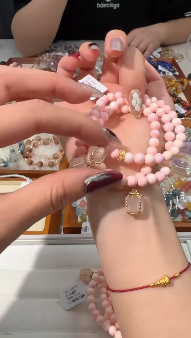 【闪购商品】水晶手链未镶嵌D063粉贝礼物盒子设计款