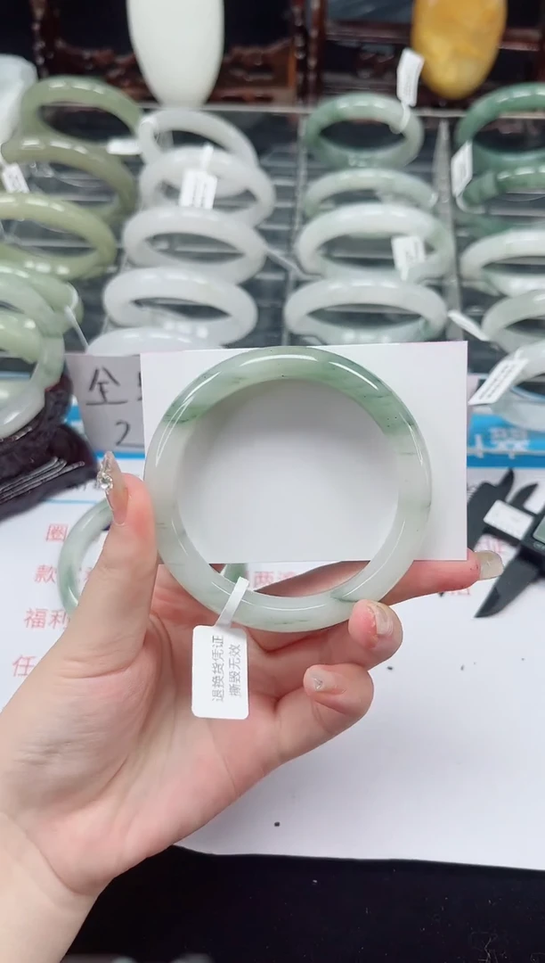 未镶嵌手镯石英质玉31-59/60