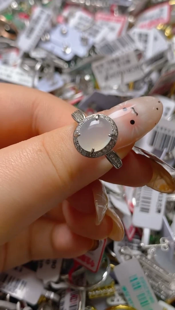 银S925镶嵌戒指翡翠百内无证书