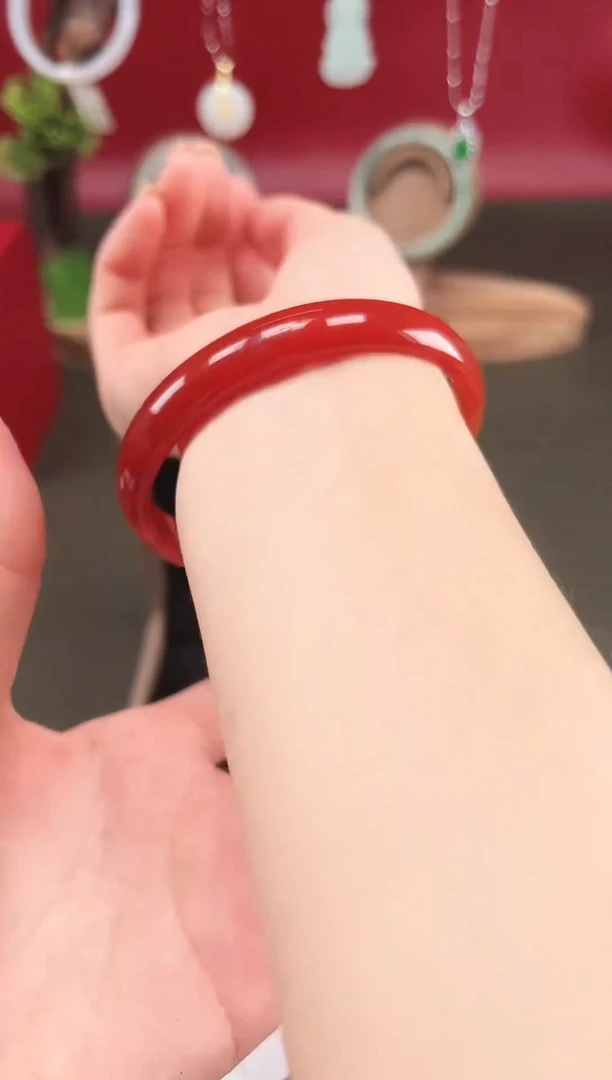 手镯玛瑙/玉髓合金无礼盒