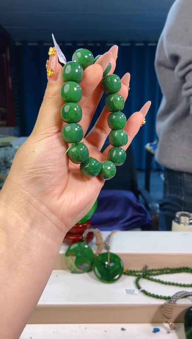 【闪购商品】和田玉挂件未镶嵌1